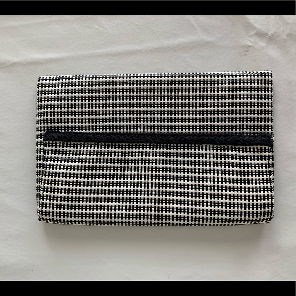 Stella & Dot clutch